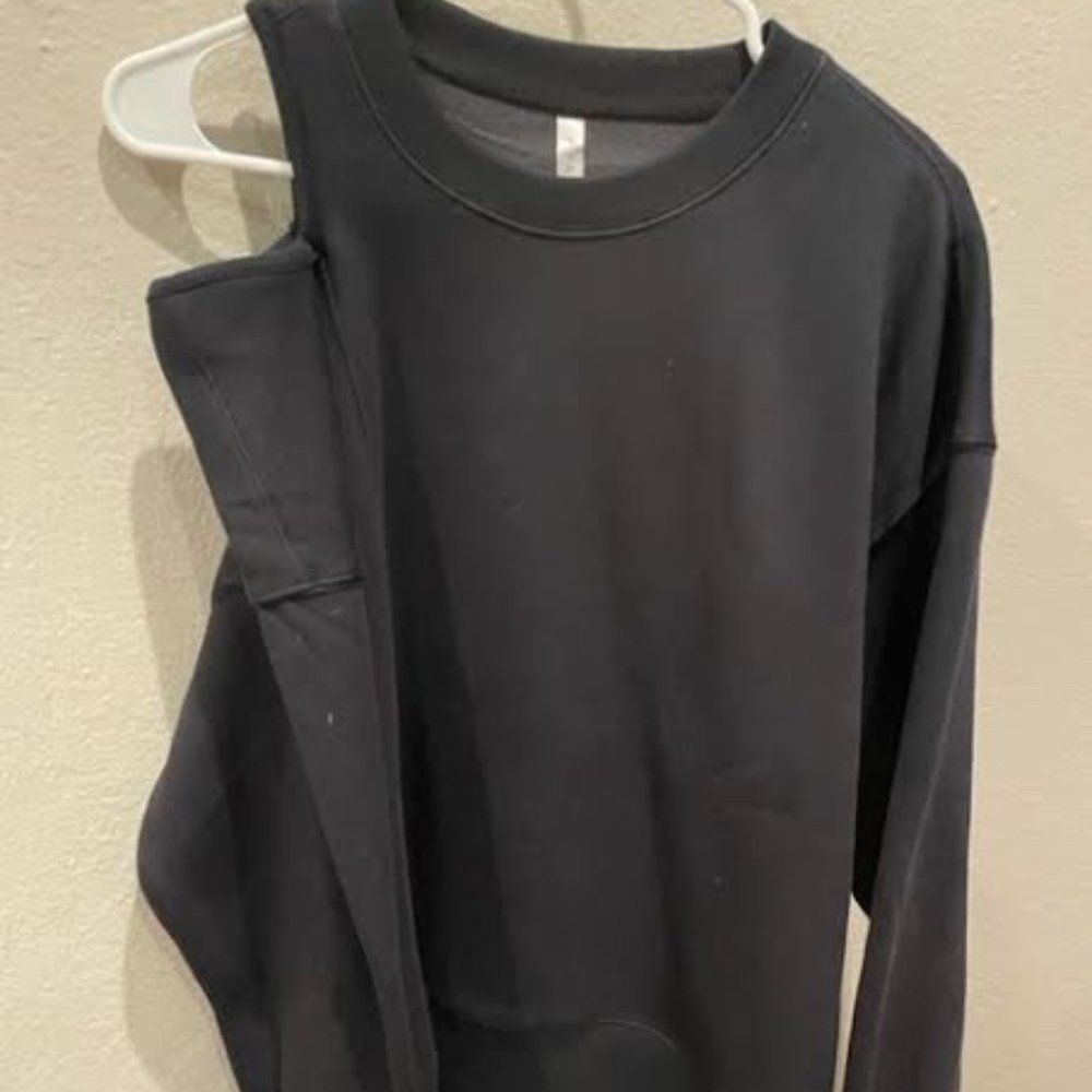 Fabletics sweatshirt